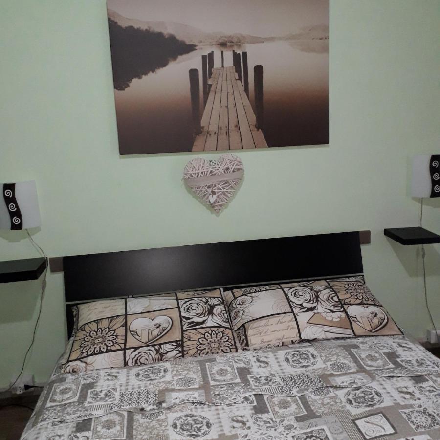 Ostiense Guest House Rome Bagian luar foto