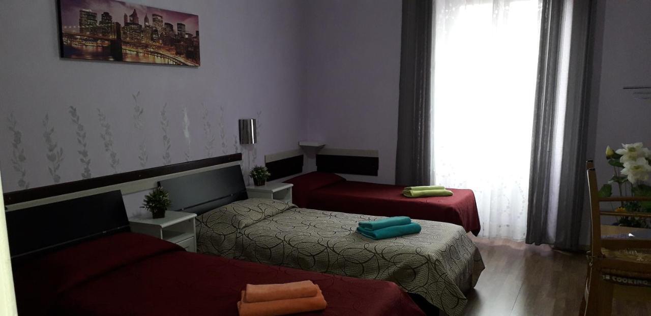Ostiense Guest House Rome Bagian luar foto